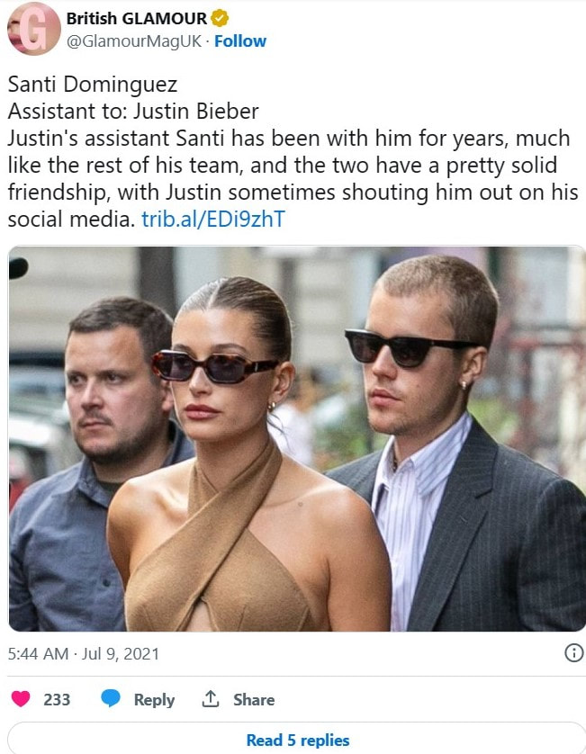Justin Bieber out with his assistant