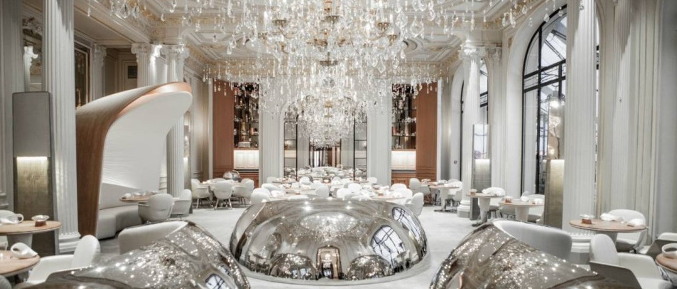 5-star dining in Paris, France